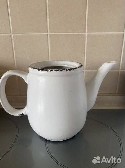 Чайник заварочный без крышки и чайный домик