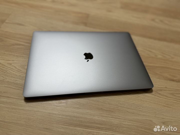 Apple MacBook Pro 16 2019 i9