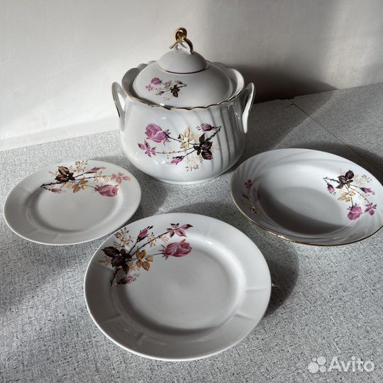 Набор посуды «Голандская роза»