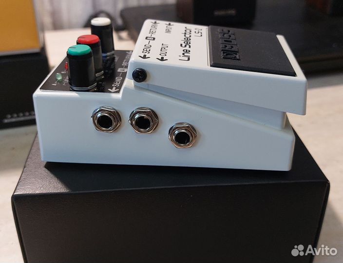 Гитарная педаль boss LS-2 line selector