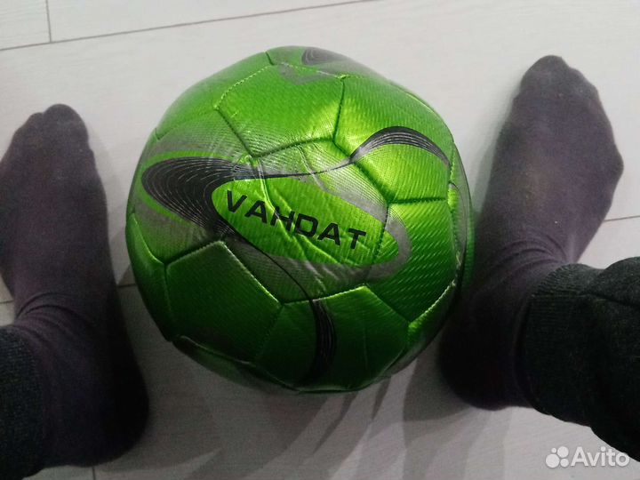 Футбольный мяч