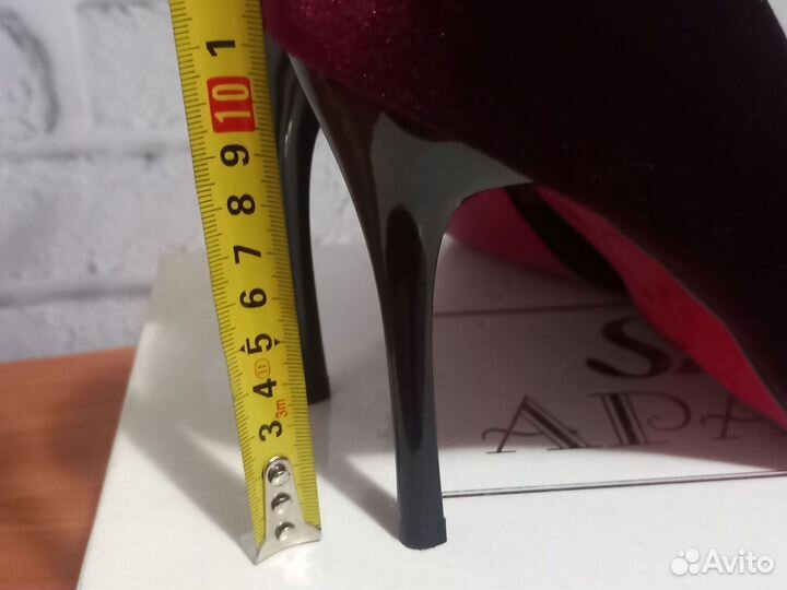 Туфли женские 40 размер красные