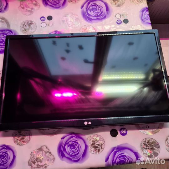 Телевизор LG 24 дюйма