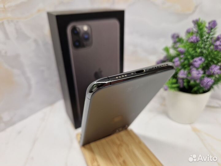 iPhone 11 Pro, 64 ГБ