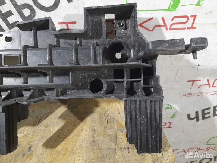 Кронштейн решетки радиатора правый haval H3 (2024+