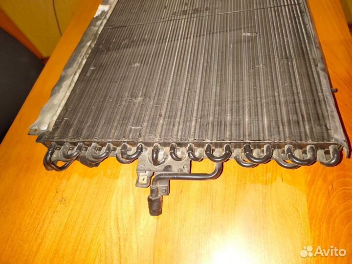 Радиатор кондиционера (конденсер) mercedes W124