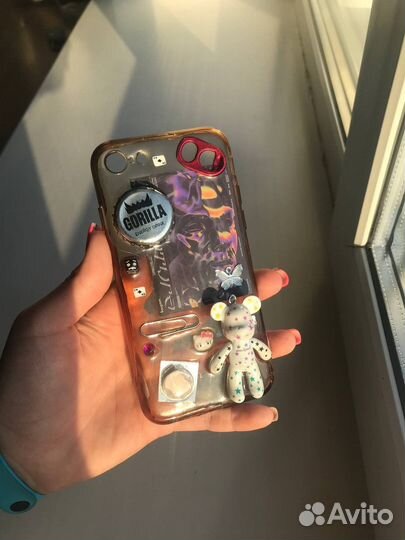 Чехол на iPhone