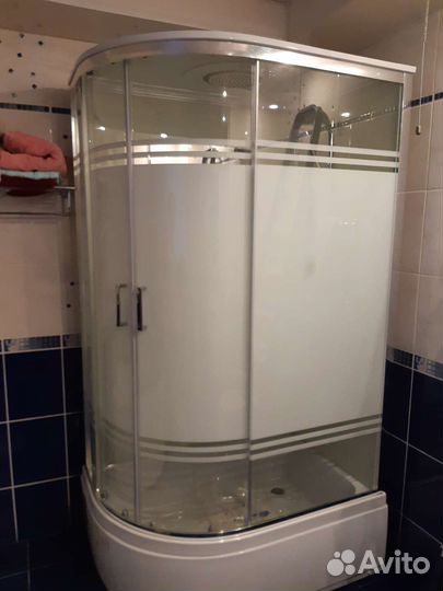 Установка душевых кабин