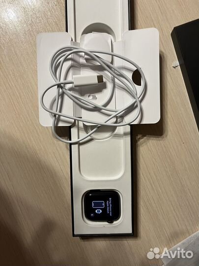 Часы apple watch se 40 mm nike