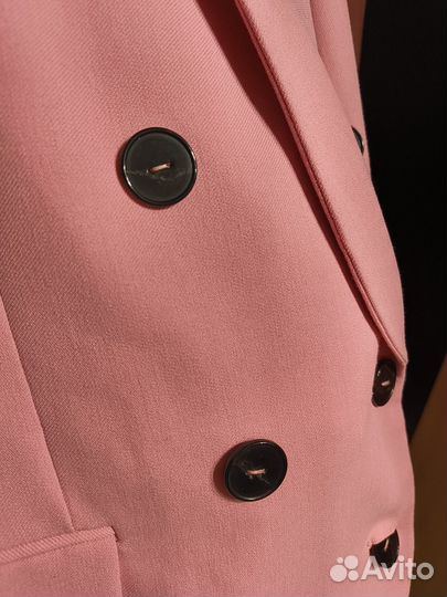 Двубортный розовый пиджак Zara