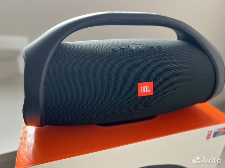 Портативная колонка JBL boombox черная