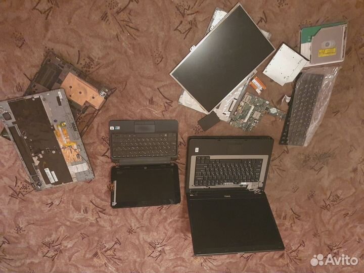 Ноутбук на запчасти