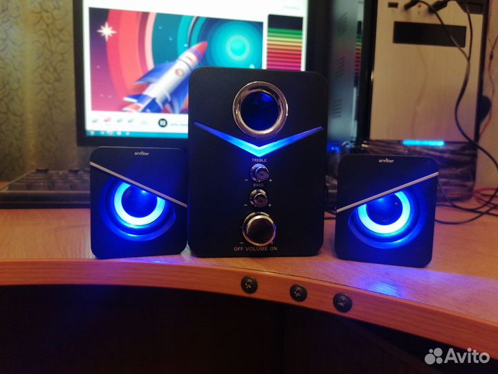 Активные колонки 2.1 (11вт.,с усилителем)