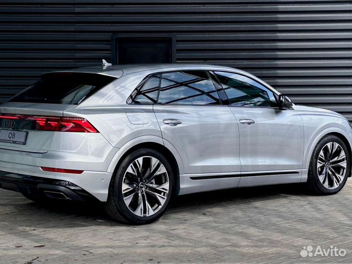 Audi Q8 3.0 AT, 2024