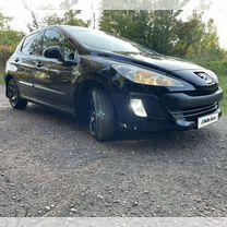 Peugeot 308 1.6 MT, 2011, 240 000 км, с пробегом, цена 469 000 руб.