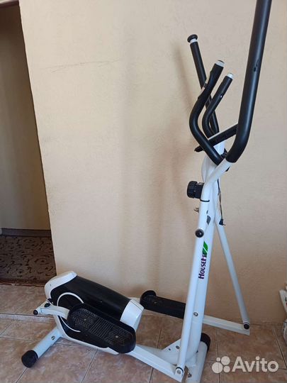 Эллиптический тренажер HouseFit
