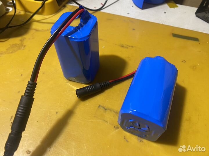 Аккумулятор для прикормочного кораблика