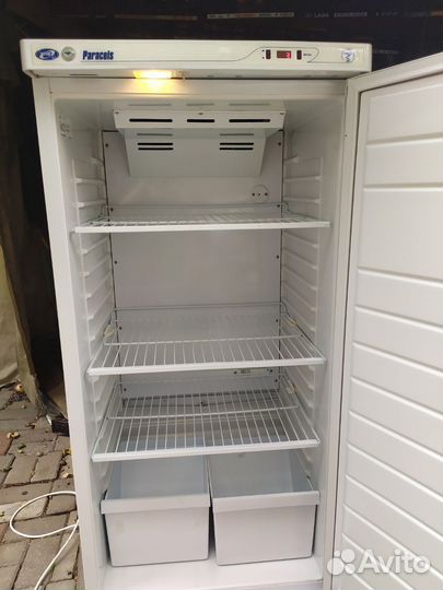 Холодильник для медикаментов Paracels