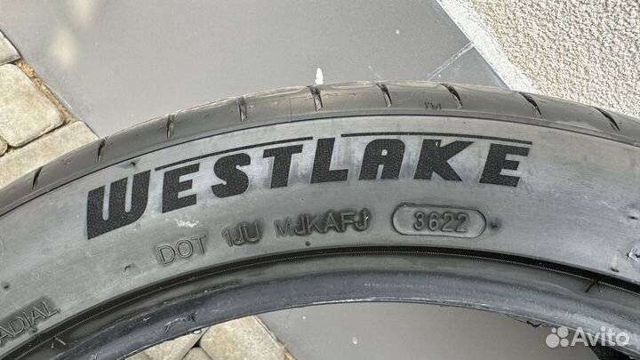 Westlake ZuperAce Z-007 235/45 R20 100Y