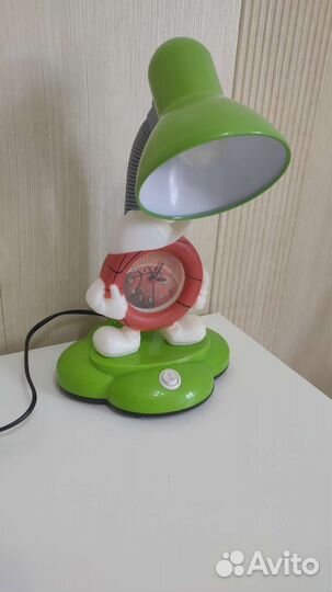 Лампа настольная с часами
