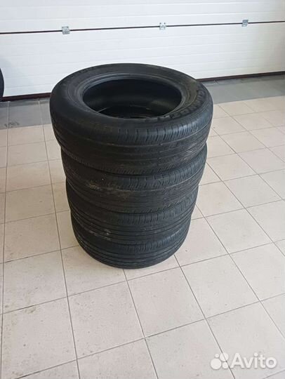 Dunlop Grandtrek ST30 225/65 R17