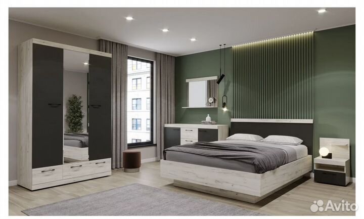 Шкаф распашной с полками