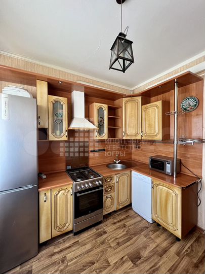 2-к. квартира, 53 м², 3/5 эт.