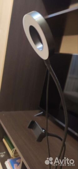 Кольцевая лампа с держателем для телефона