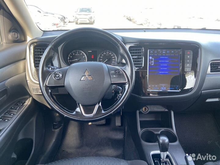 Mitsubishi Outlander 2.0 CVT, 2015, 167 000 км