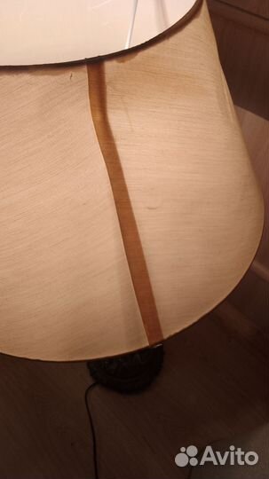 Светильник настольный