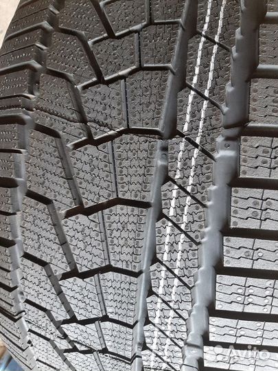 Continental ContiWinterContact TS 860S 255/45 R19 104V