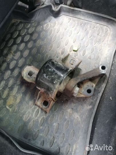 Подушка двигателя aveo