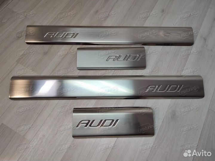 Накладки на пороги Audi A3 2003-2013 (новые)