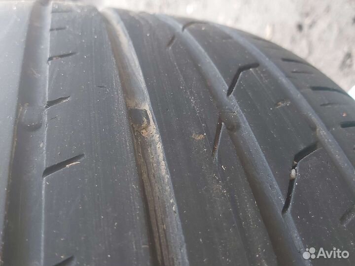 Continental ContiPremiumContact 2 215/55 R17 94V