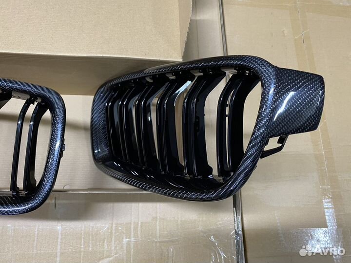 BMW F30 решетка радиатора в М стиле, карбон