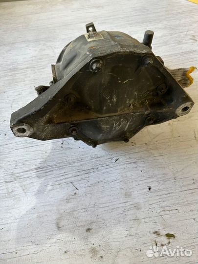 Редуктор задний Mercedes-Benz E-Class W212 M271