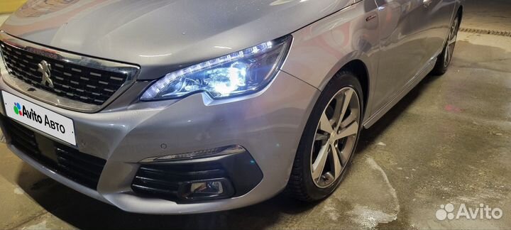 Peugeot 308 1.2 AT, 2020, 94 000 км