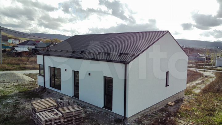 Дом 91 м² на участке 3,7 сот.