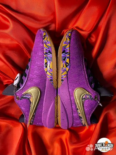 Баскетбольные кроссовки Nike LeBron 20