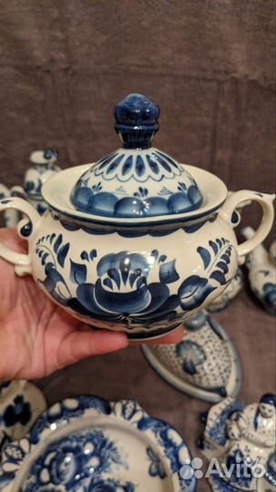 Фарфоровая посуда гжель