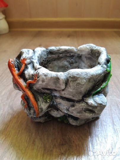 Кашпо новые (керамика, полистоун )