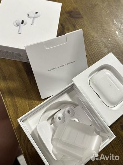 Правый наушник apple airpods pro 2 с кейсом