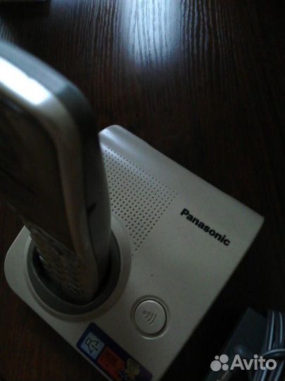 Радиотелефон Panasonic KX-TG7205RU