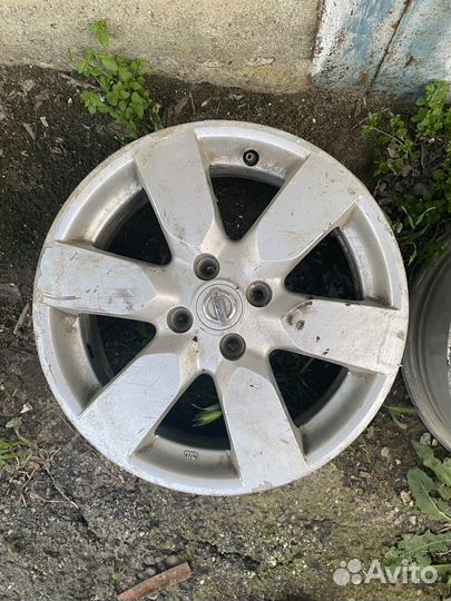 Продаю диски r16