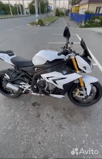 BMW S1000R