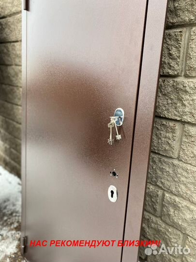 Толстая дверь входная с гарантией