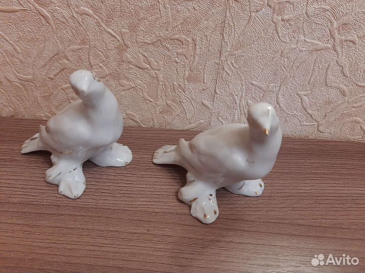 Статуэтка фарфоровый голубь