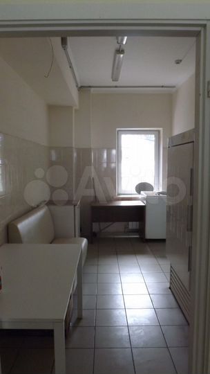 Помещение свободного назначения, 282 м²