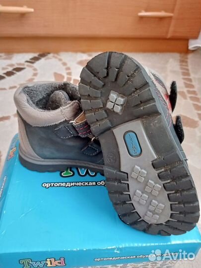 Ботинки демисезонные 24 размер