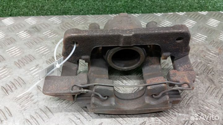 Суппорт Peugeot 508 Левый Передний